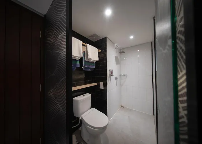 Hotel Padang Padang