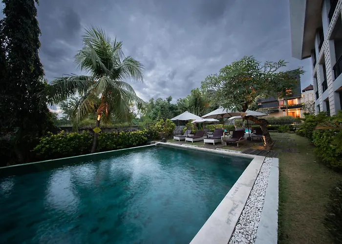 Padang Padang فندق 3*