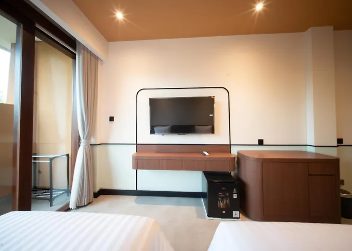 Padang Padang 3*